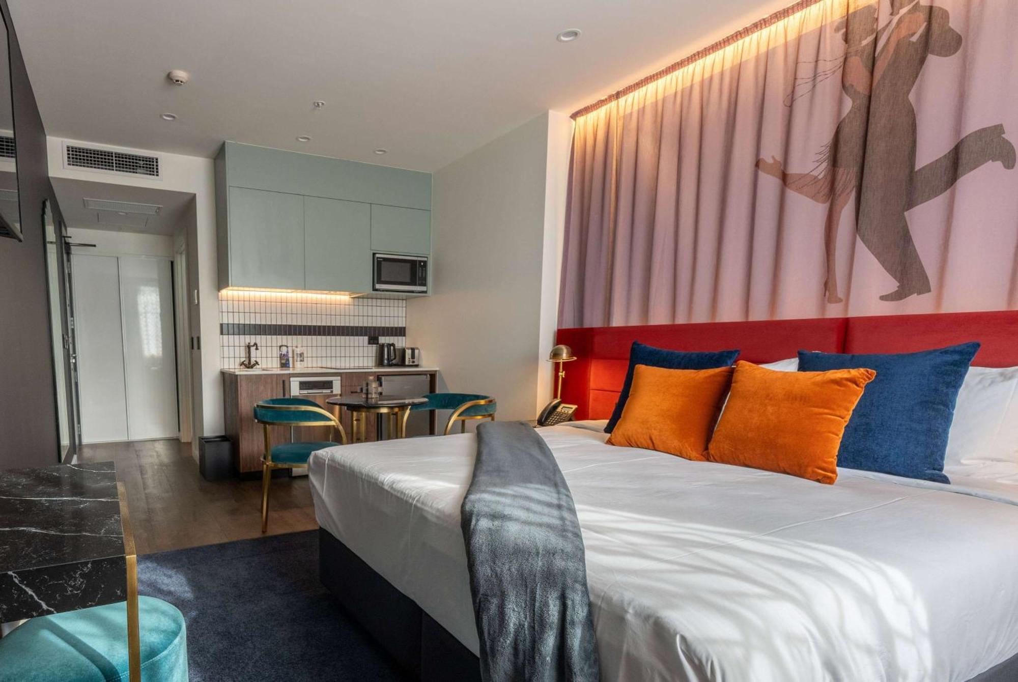 Tryp By Wyndham Wellington, Tory Street Hotel Exterior photo