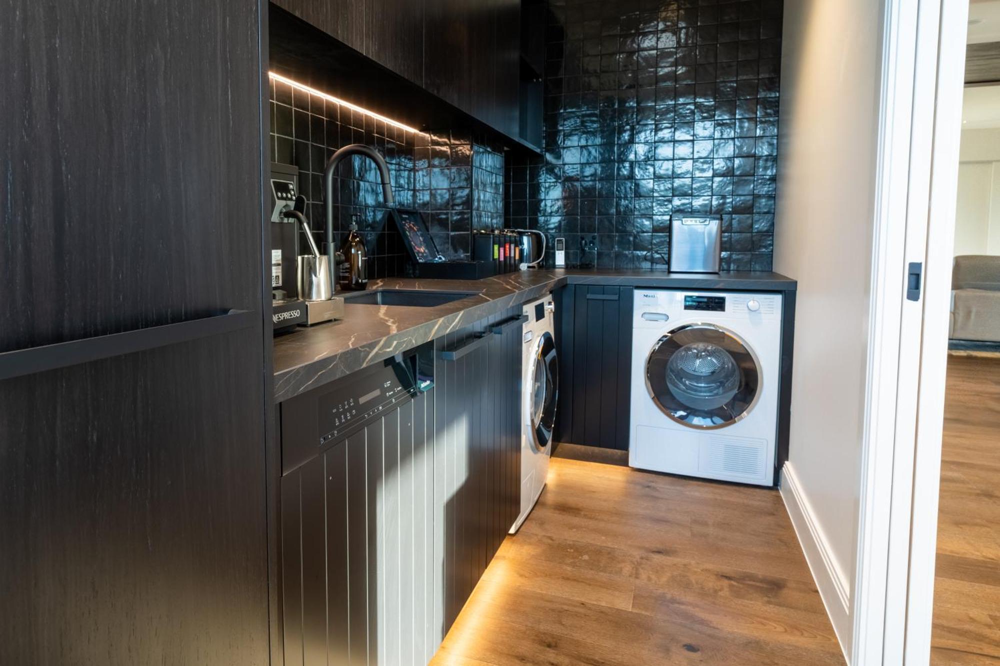 Tryp By Wyndham Wellington, Tory Street Hotel Exterior photo